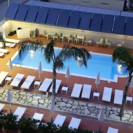 Il Panfilo 4* Lago Patria